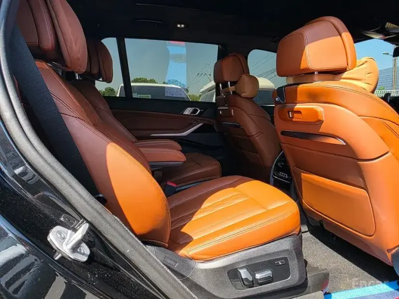 2024 BMW X7 с пробегом 39 455 км