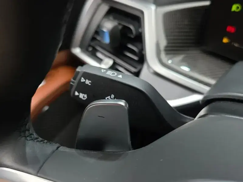 2025 BMW X7 с пробегом 14 821 км