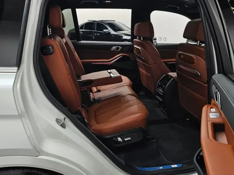 2024 BMW X7 с пробегом 19 633 км