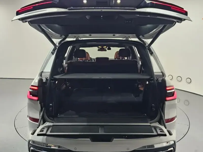 2024 BMW X7 с пробегом 19 633 км