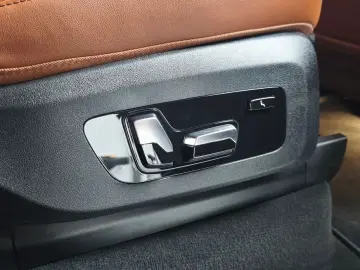 2025 BMW X7 с пробегом 11 781 км