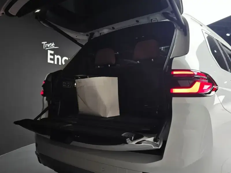 2025 BMW X7 с пробегом 11 781 км