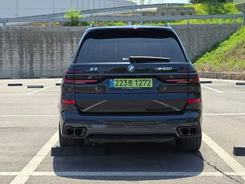 2025 BMW X7 с пробегом 27 665 км