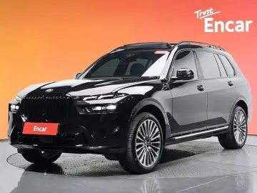 2025 BMW X7 с пробегом 5 002 км