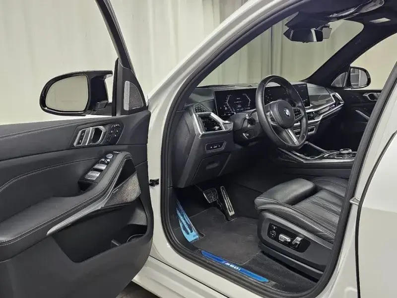 2024 BMW X7 с пробегом 19 357 км