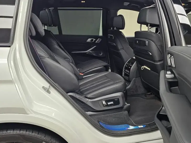 2024 BMW X7 с пробегом 19 357 км
