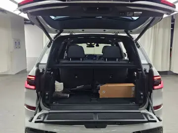 2024 BMW X7 с пробегом 19 357 км