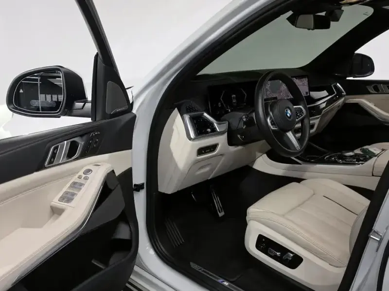 2024 BMW X7 с пробегом 38 700 км