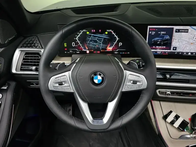2025 BMW X7 с пробегом 5 002 км