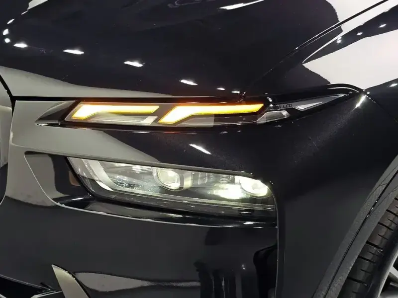 2025 BMW X7 с пробегом 5 002 км