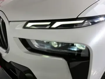2024 BMW X7 с пробегом 38 700 км