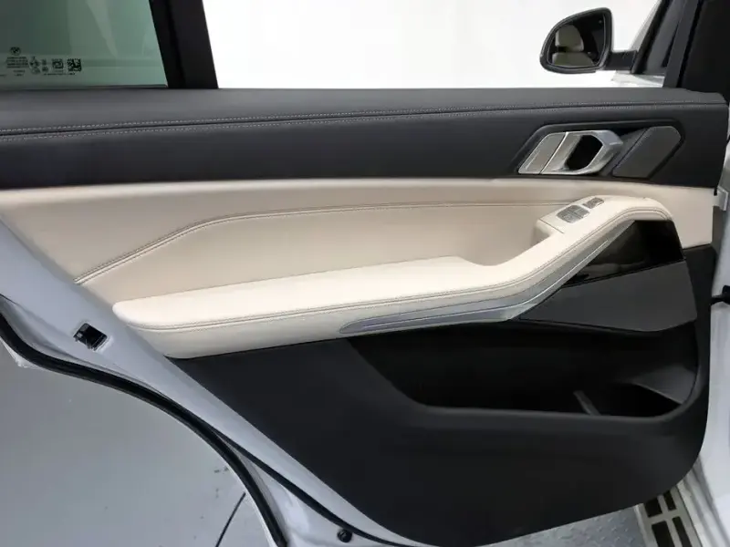 2024 BMW X7 с пробегом 38 700 км