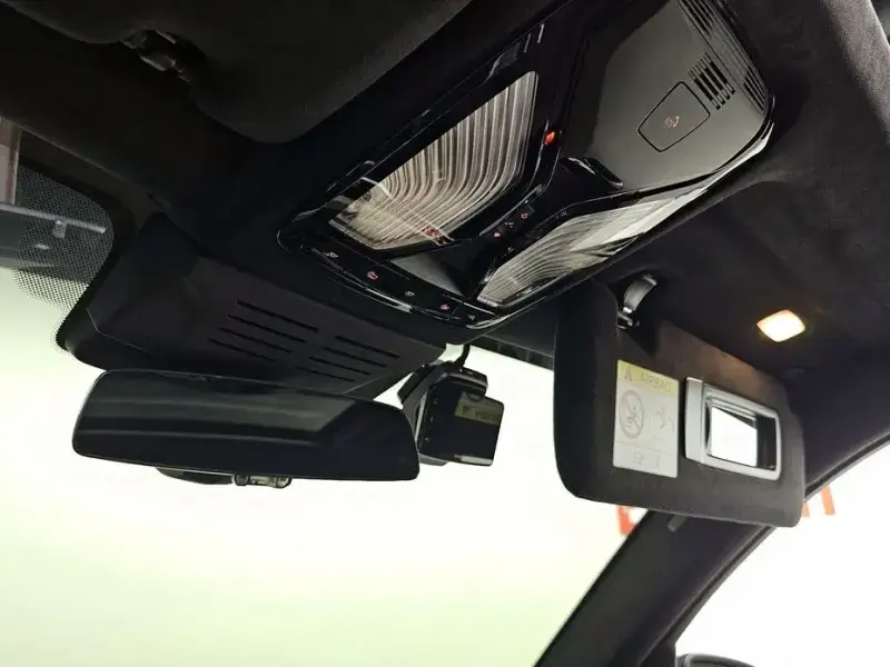 2025 BMW X7 с пробегом 5 002 км