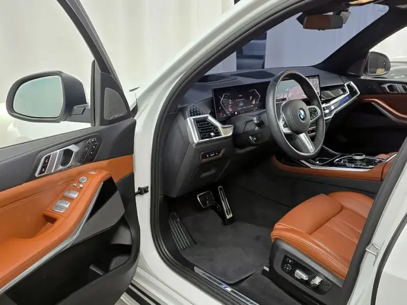 2024 BMW X7 с пробегом 34 035 км