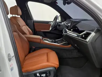 2024 BMW X7 с пробегом 34 035 км