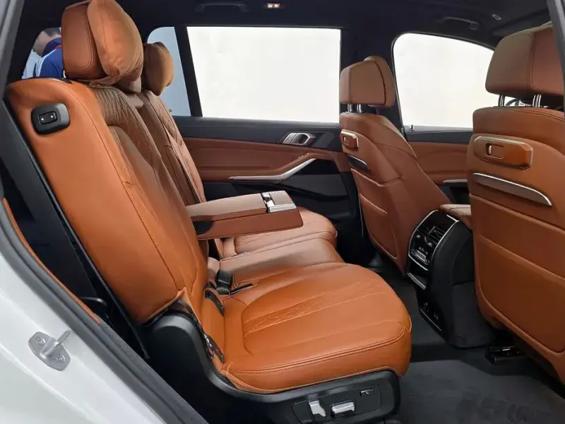 2024 BMW X7 с пробегом 34 035 км
