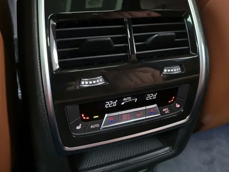 2024 BMW X7 с пробегом 34 035 км