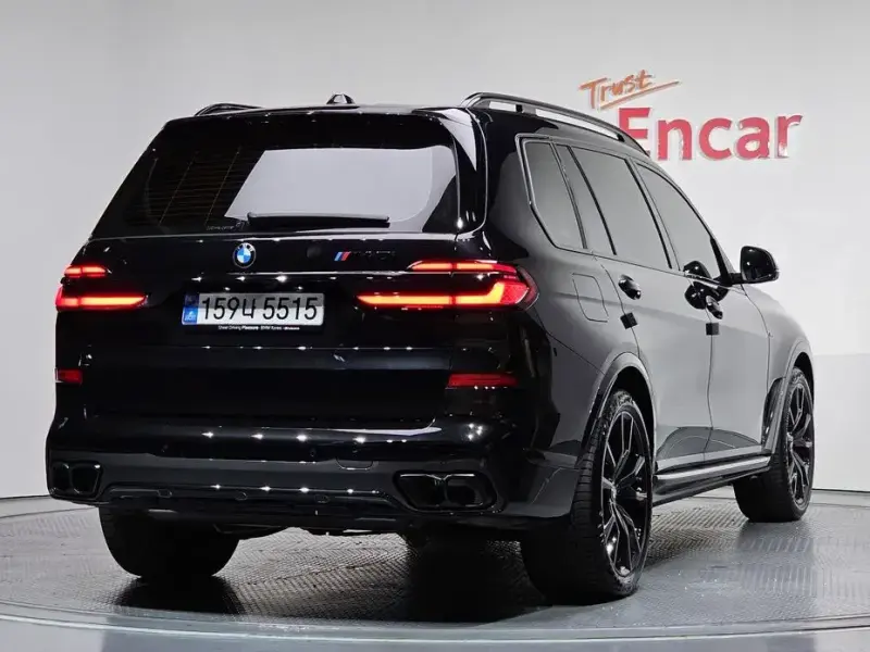 2025 BMW X7 с пробегом 18 347 км