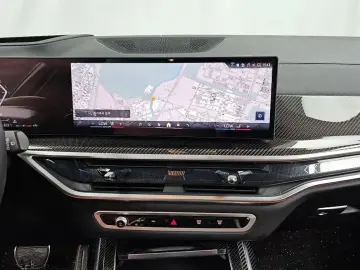 2025 BMW X7 с пробегом 18 347 км