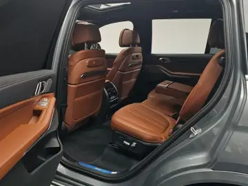 2024 BMW X7 с пробегом 23 859 км