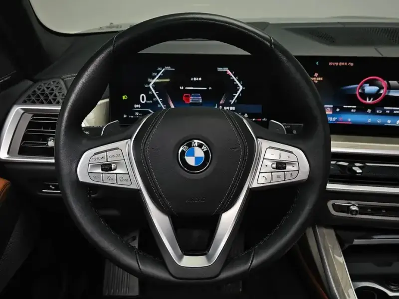 2024 BMW X7 с пробегом 23 859 км