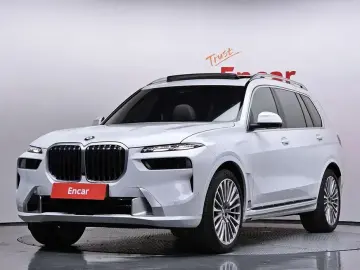 2025 BMW X7 с пробегом 7 931 км
