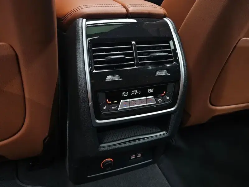 2024 BMW X7 с пробегом 23 859 км