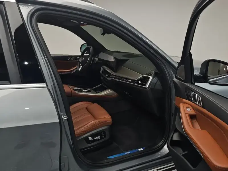 2024 BMW X7 с пробегом 23 859 км