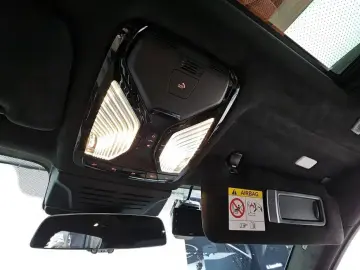 2025 BMW X7 с пробегом 18 347 км
