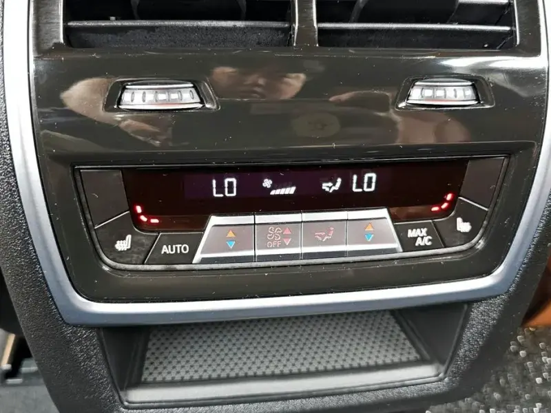 2025 BMW X7 с пробегом 18 347 км