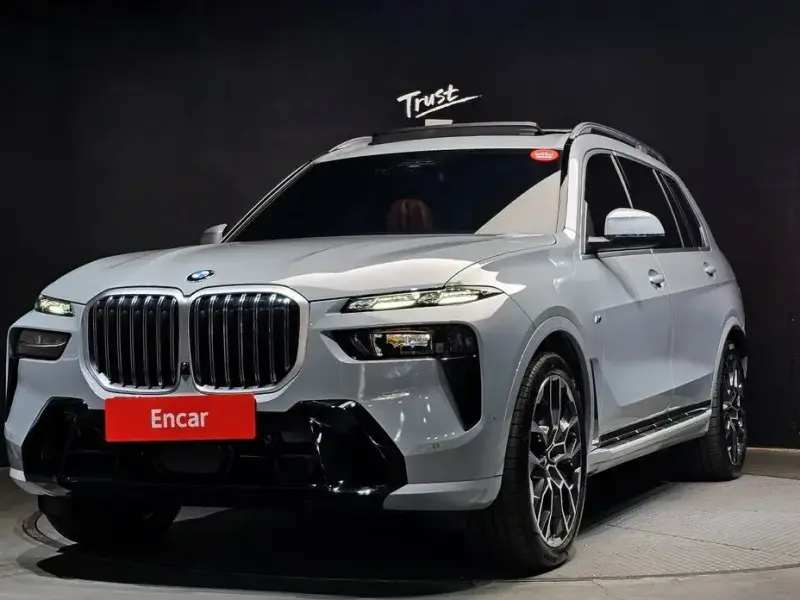 2025 BMW X7 с пробегом 5 087 км