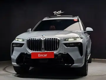 2025 BMW X7 с пробегом 5 087 км