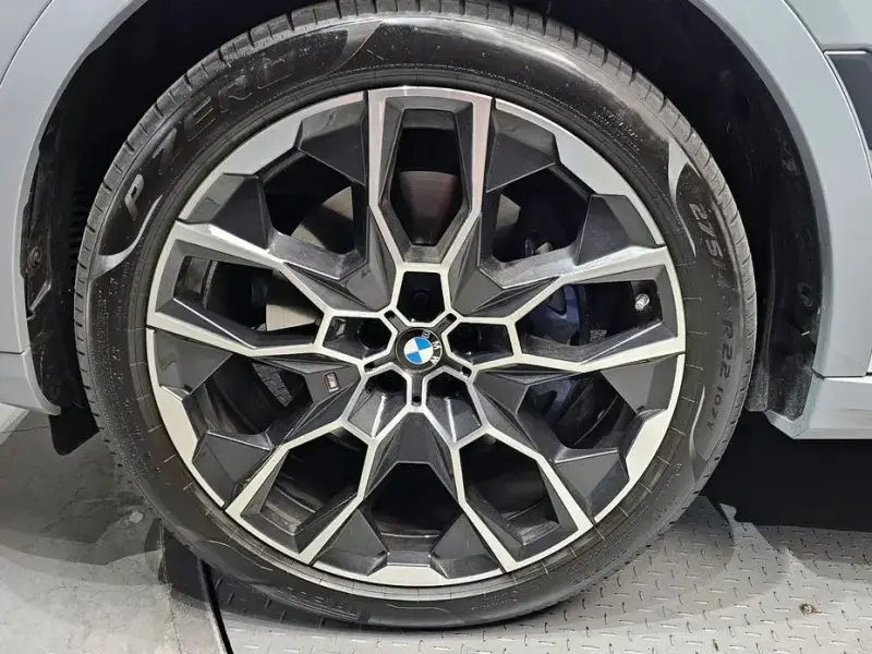 2025 BMW X7 с пробегом 5 087 км