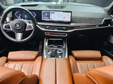 2025 BMW X7 с пробегом 5 087 км