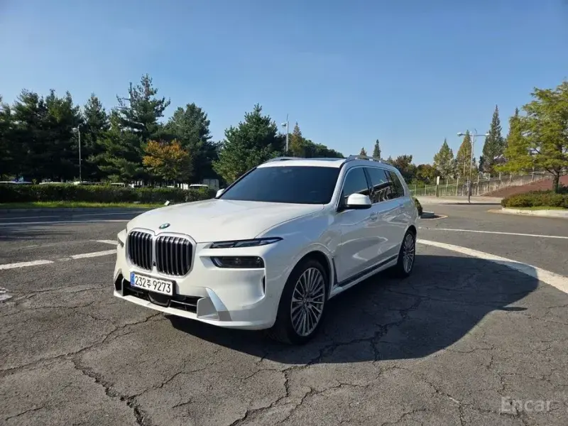 2025 BMW X7 с пробегом 40 100 км