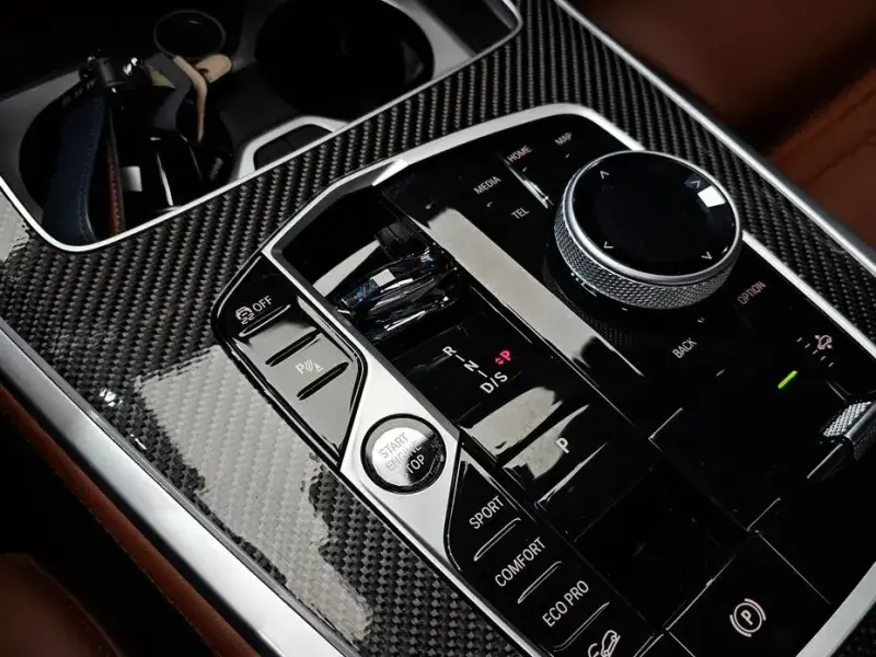 2025 BMW X7 с пробегом 5 087 км