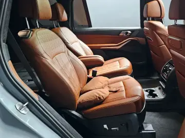 2025 BMW X7 с пробегом 5 087 км