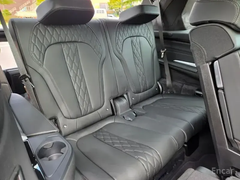 2025 BMW X7 с пробегом 40 100 км