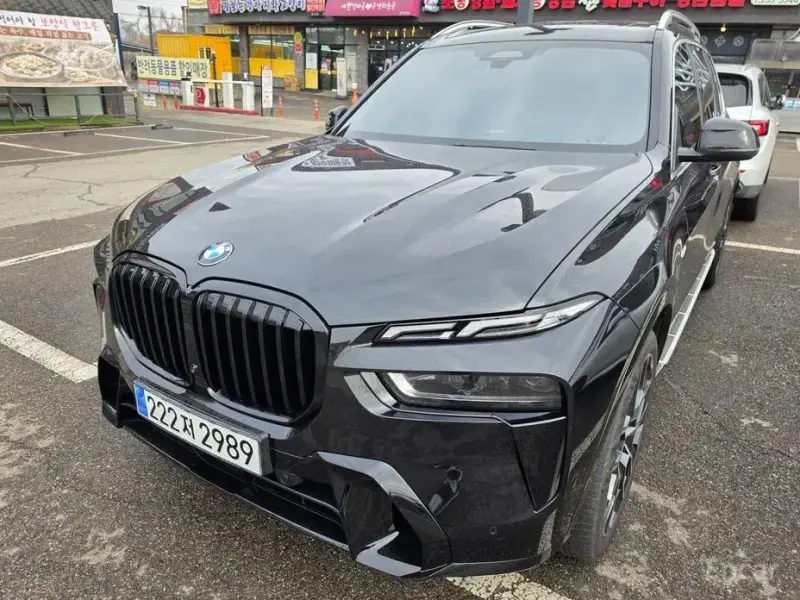 2024 BMW X7 с пробегом 29 000 км