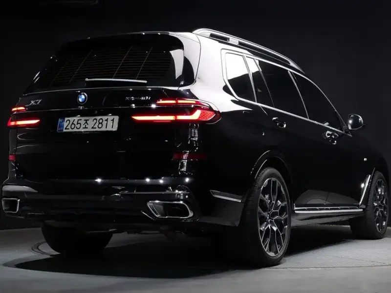 2025 BMW X7 с пробегом 13 184 км