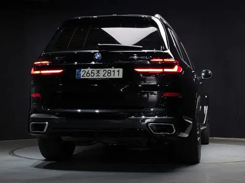 2025 BMW X7 с пробегом 13 184 км
