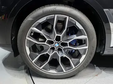 2025 BMW X7 с пробегом 13 184 км