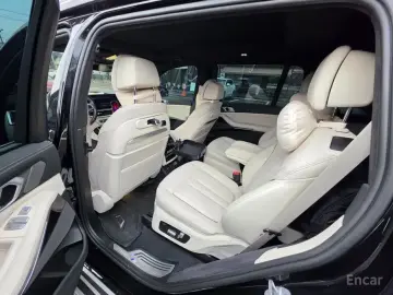 2024 BMW X7 с пробегом 29 000 км