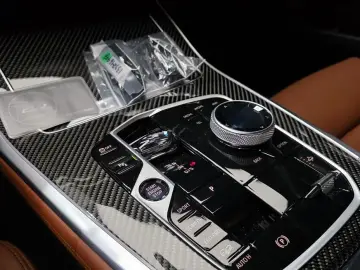 2025 BMW X7 с пробегом 13 184 км