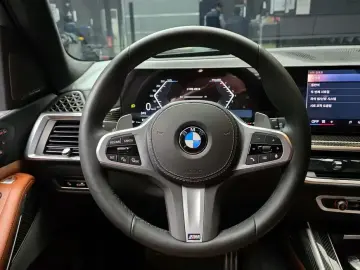2025 BMW X7 с пробегом 13 184 км