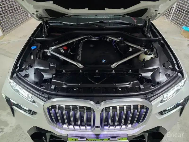 2025 BMW X7 с пробегом 7 606 км