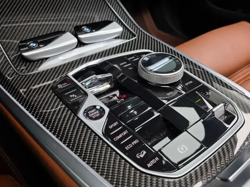 2024 BMW X7 с пробегом 7 935 км