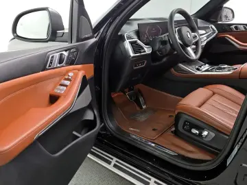 2024 BMW X7 с пробегом 7 935 км