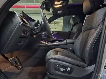 2025 BMW X7 с пробегом 7 606 км