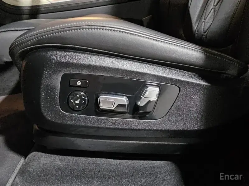 2025 BMW X7 с пробегом 11 760 км